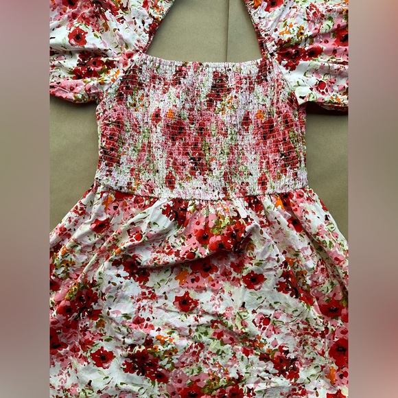 H&M Red and Pink Floral Midi Dress - Picture 7 of 7